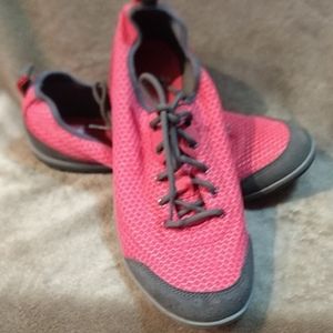 Clarks sneakers 8.5M